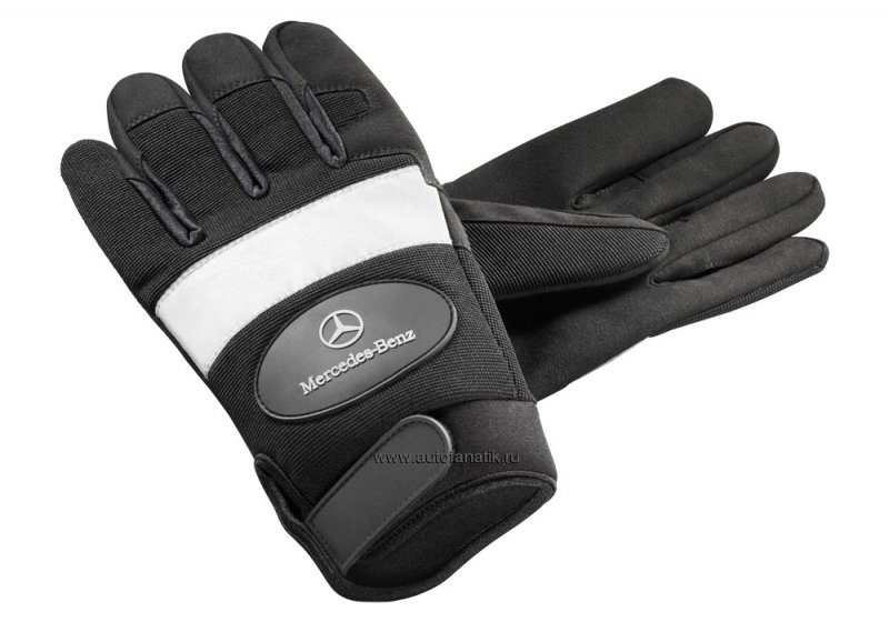 mercedes gloves