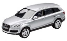 Модель Audi Q7