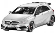 Mercedes A 45 AMG