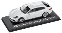 Porsche Panamera Turbo S E-Hybrid Sport