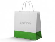 Бумажный пакет Skoda, размер 25 х 11 х 25,5 см.