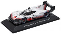 Модель автомобиля Porsche 919 Hybrid Evo