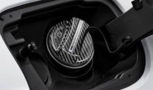 Карбоновая крышка топливного бака BMW