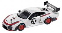 Модель Porsche 935/19