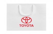 Бум. подарочный пакет Toyota: 23 х 17 х 10 см.