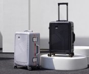 Чемодан в ручн. кладь Zeekr, цвет на выбор