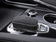 Замшевая накладка на селектор КПП Zeekr 001