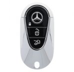 Флешка Mercedes-Benz емкость памяти 64 Гб.